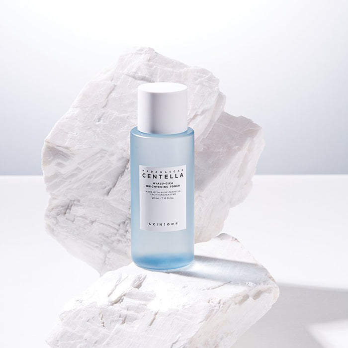 SKIN1004 Madagascar Centella Hyalu-Cica Brightening Toner 210ml - Glam Touch UK