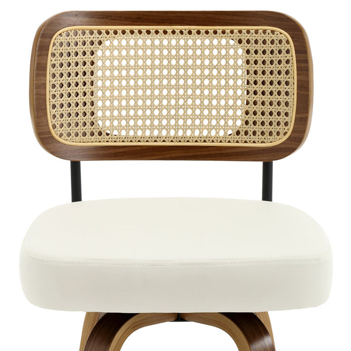 Tabouret de bar pivotant Julieza en rotin rembourré