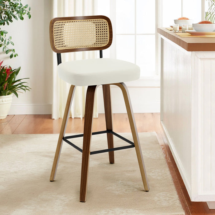 Tabouret de bar pivotant Julieza en rotin rembourré