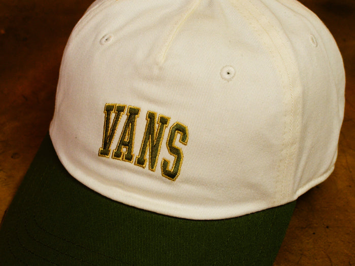 The Campus Cap - Marshmallow / Dark Green