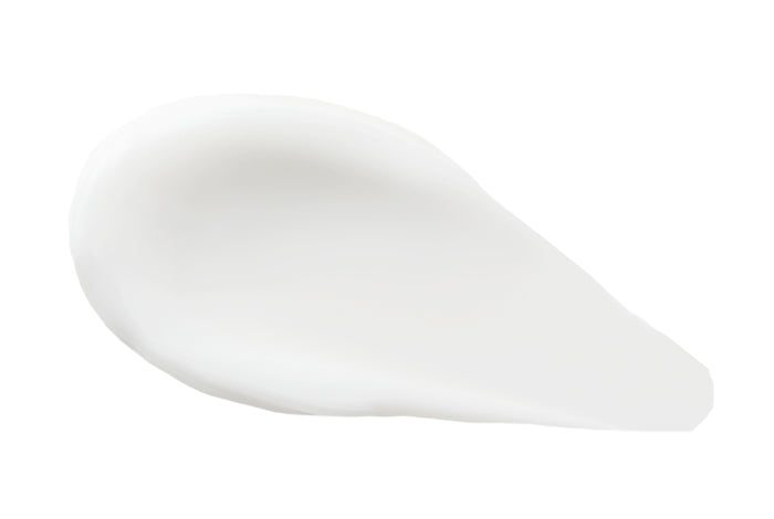 Smooth creamy texture of MISSHA Chogongjin Youngan Jin Cream showing rich anti-aging formula that deeply hydrates and firms skin