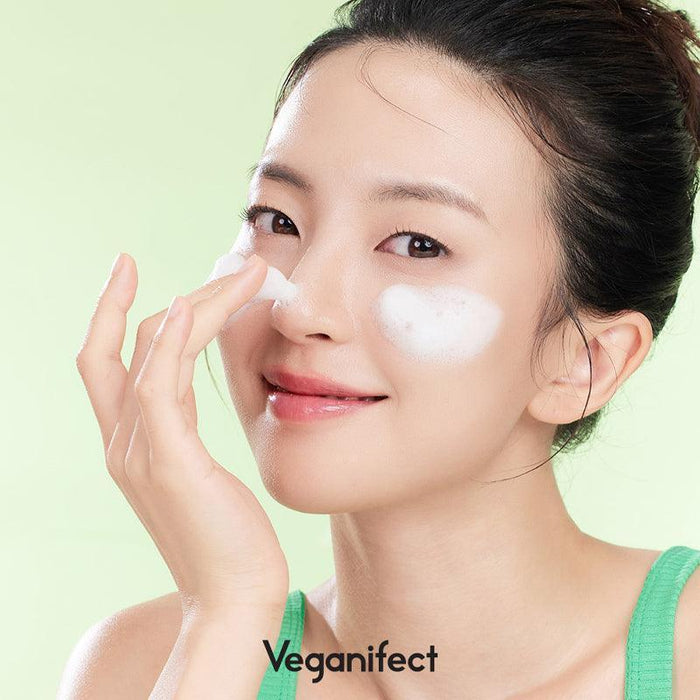 [Veganifect] Clean And Glow Green Barley Gel Cleanser 205ml - Ballagrio