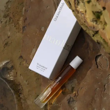 Womankind Organic Essence - Gracious Minds