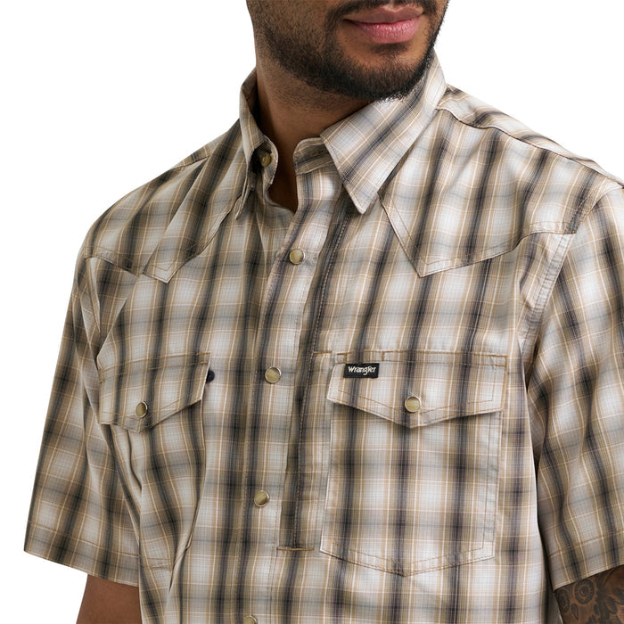 Wrangler Men's All Terrain Gear Men's Plaid Performance Shirt Work Shirts Wrangler