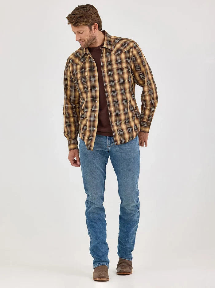Wrangler Men's Retro® Premium Cotton Snap-Front Long Sleeve Work Shirt Work Shirts Wrangler